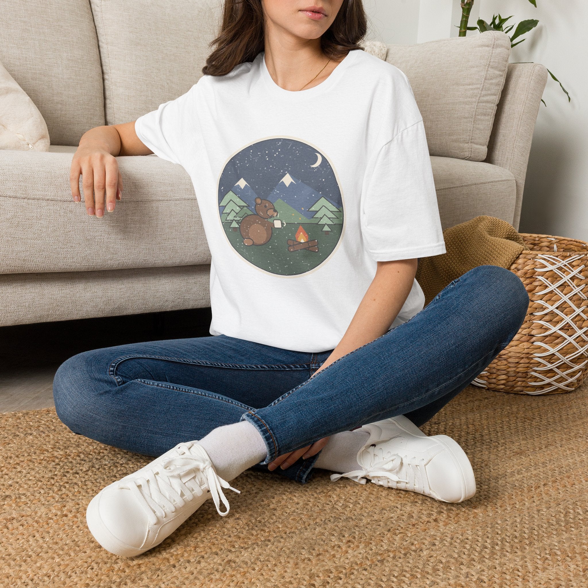 Bär am Lagerfeuer T-Shirt