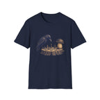 krähe gegen Pilz T-Shirt