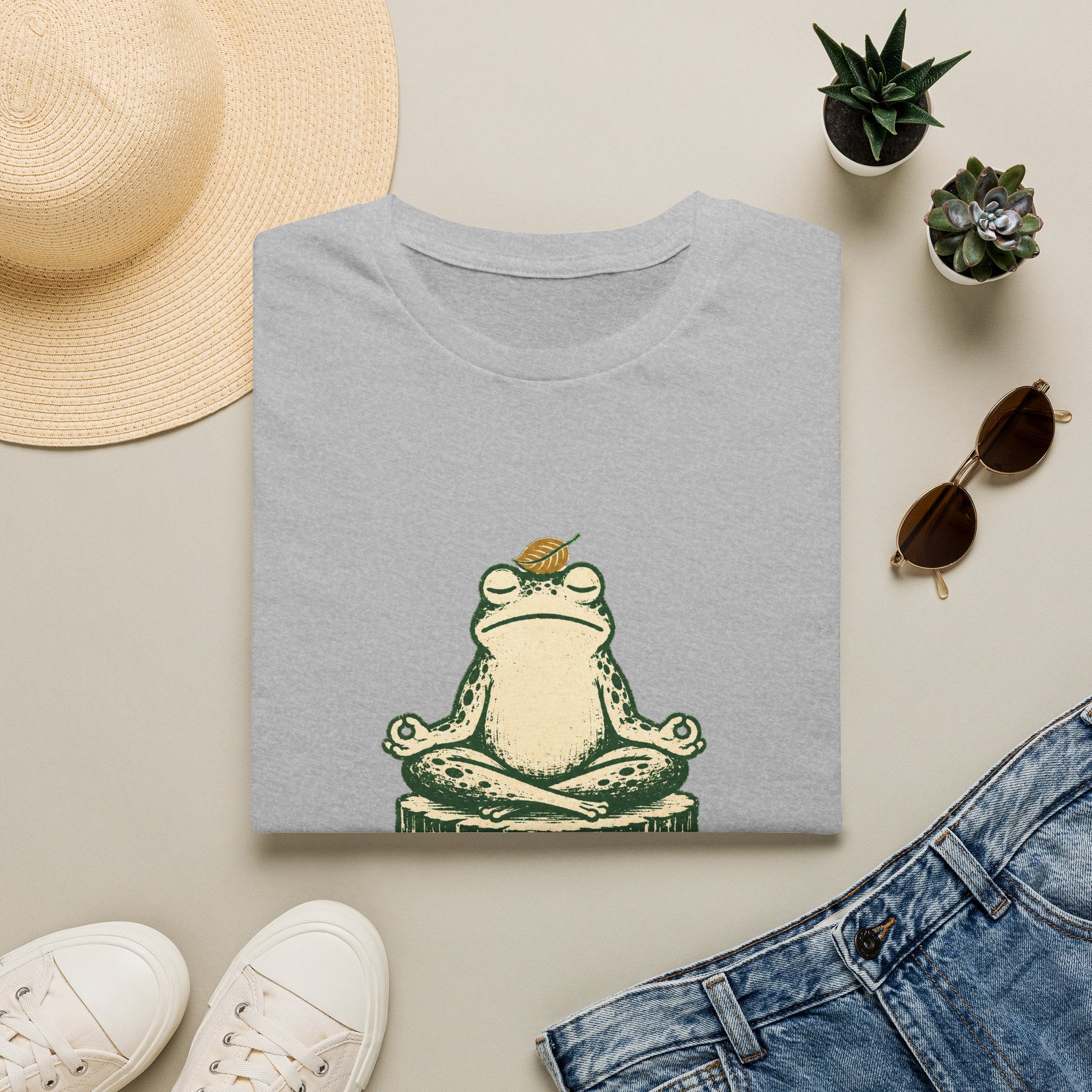 Zen-Modus – Meditierender Frosch T-Shirt