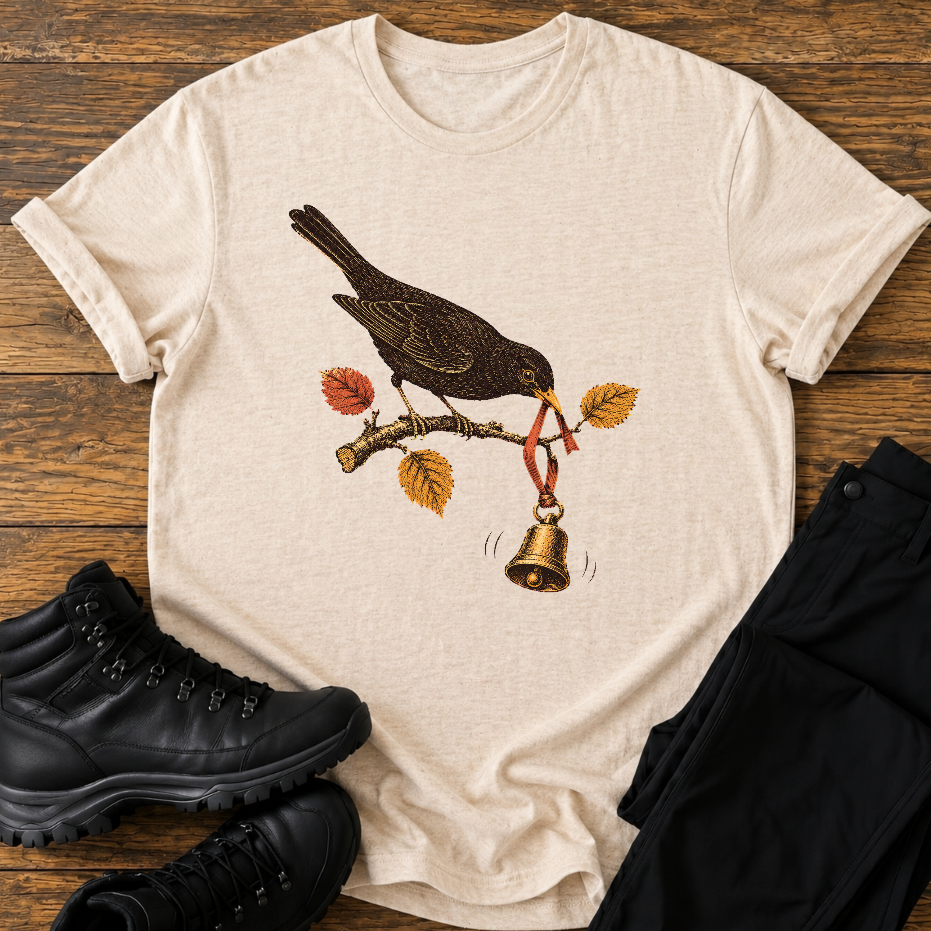 Amsel mit Wanderglocke T-Shirt