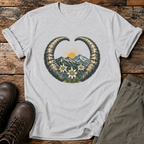 Steinbock-Hörner mit Edelweiß T-shirt