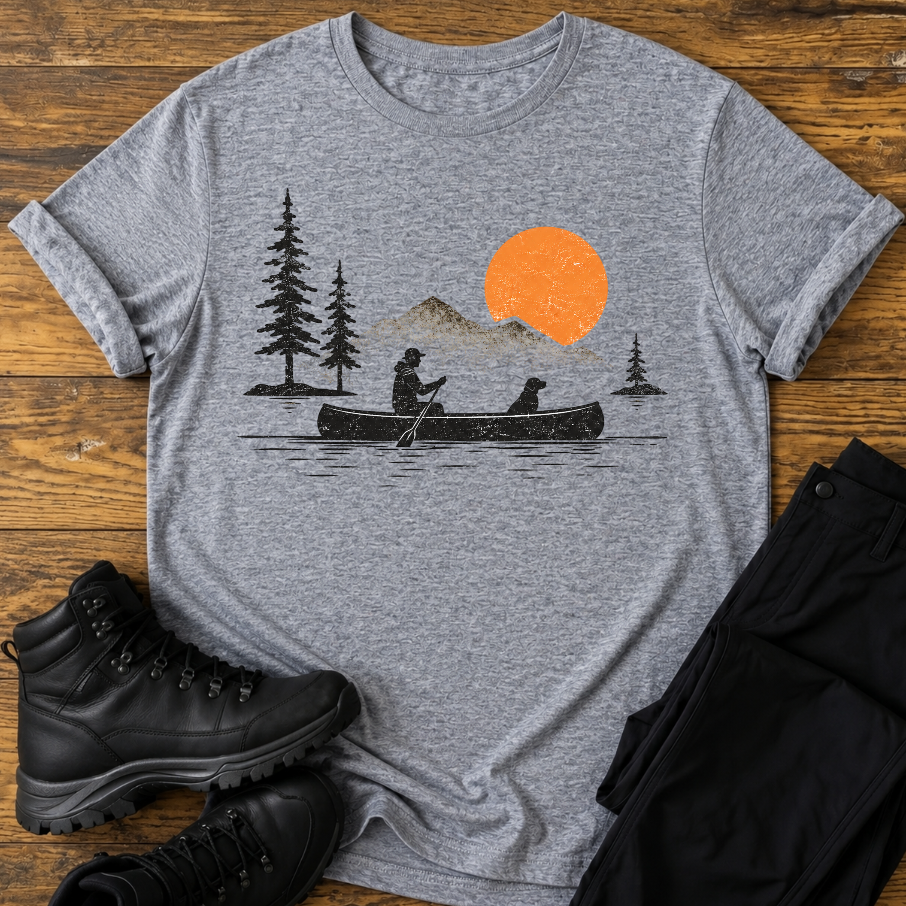 Kanu-Sonnenuntergang mit Hund T-Shirt
