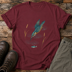 Eisvogel beim Sturzflug T-shirt