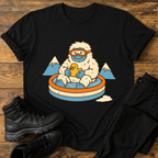 Yeti im Planschbecken T-Shirt