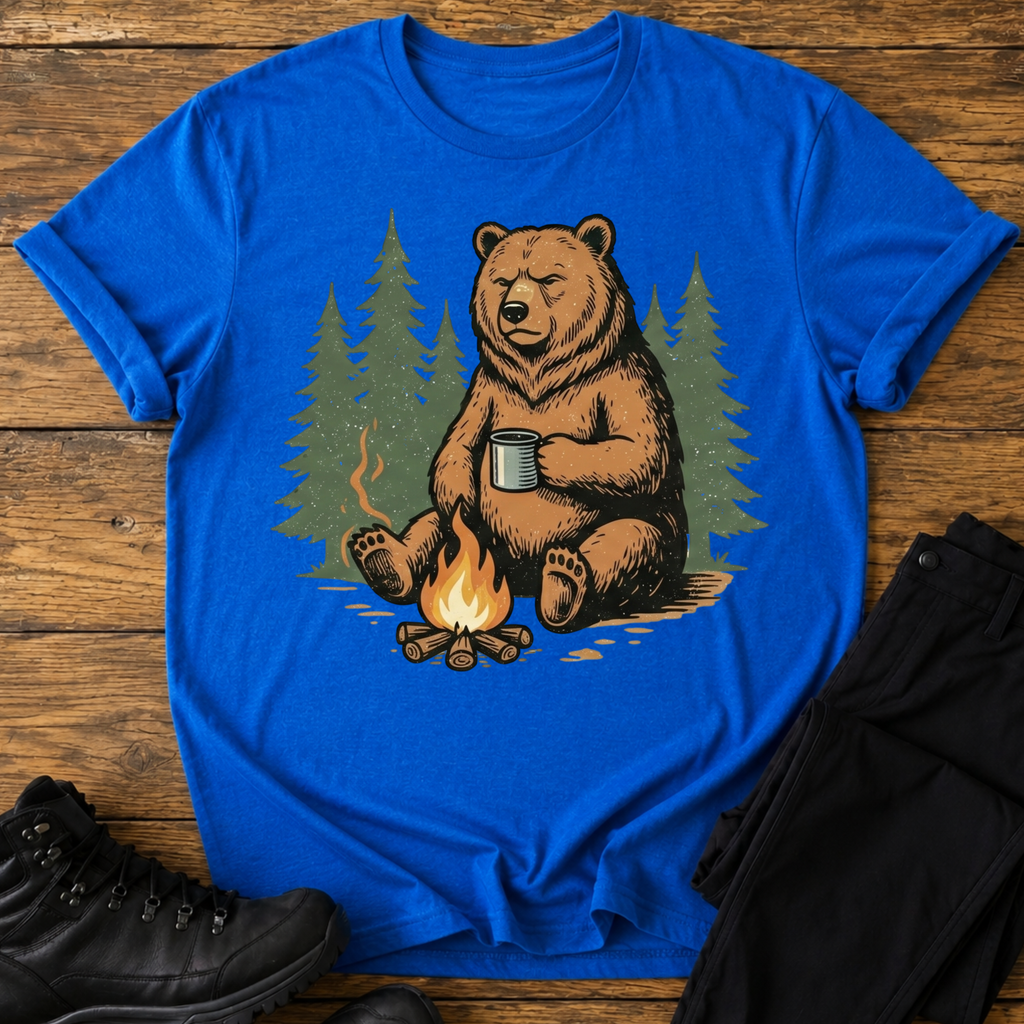 Bär am Lagerfeuer T-Shirt