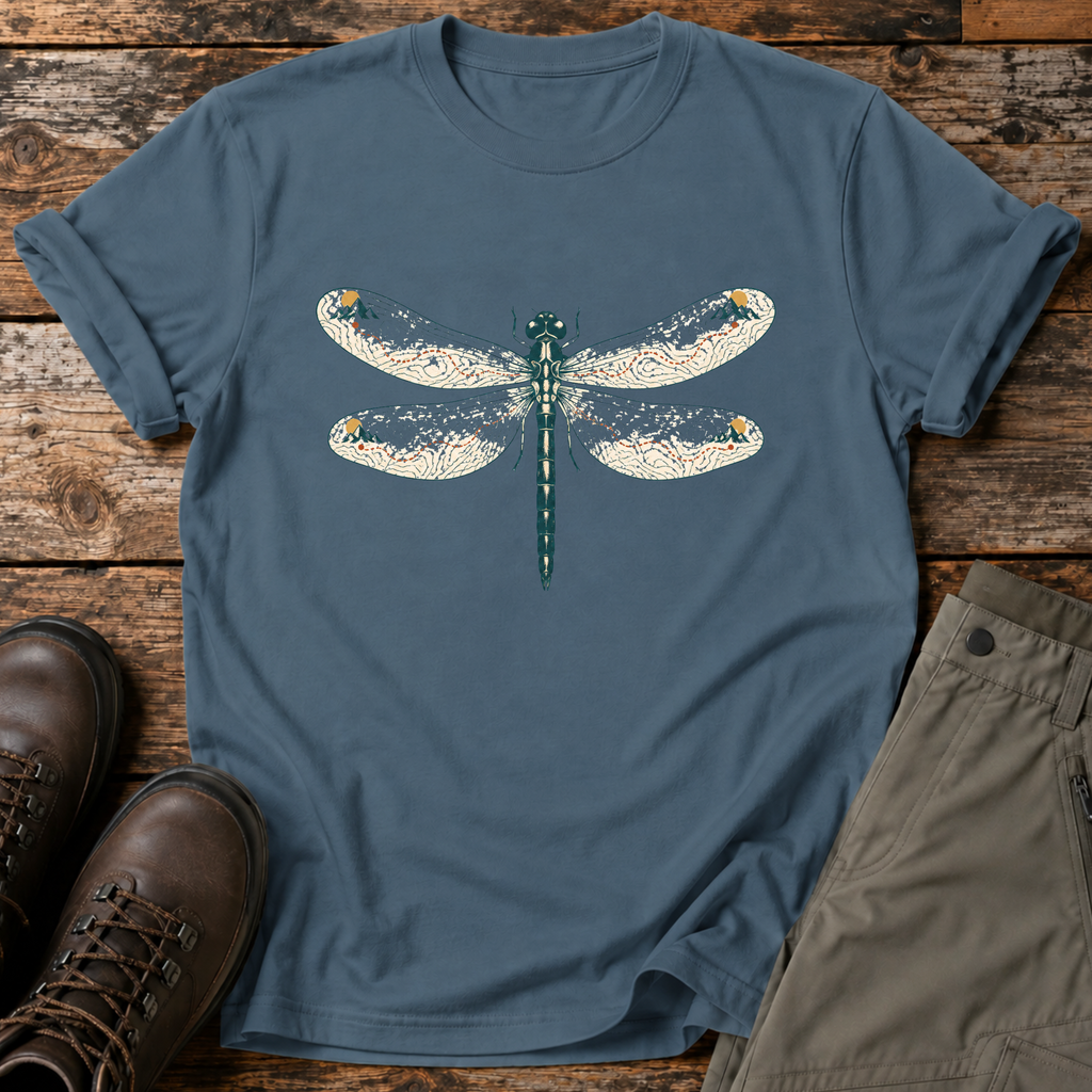 Libelle mit Höhenlinien auf den Flügeln T-shirt